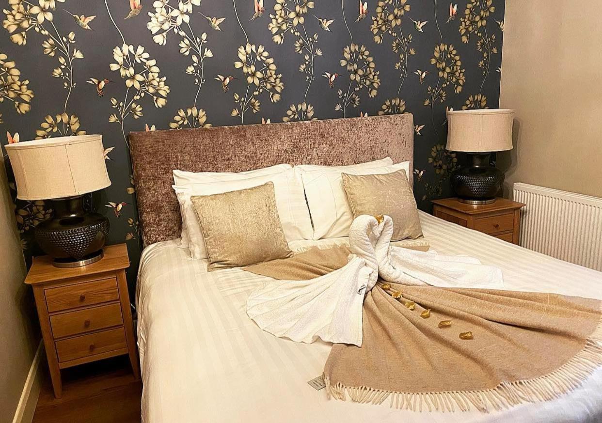Tredegar Arms Hotel Dış mekan fotoğraf