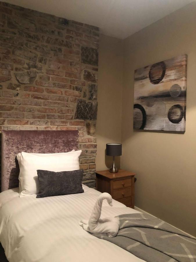 Tredegar Arms Hotel Dış mekan fotoğraf
